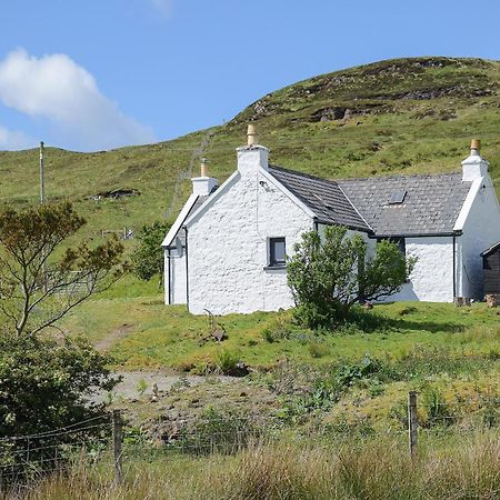Stag Cottage Skinidin Bagian luar foto