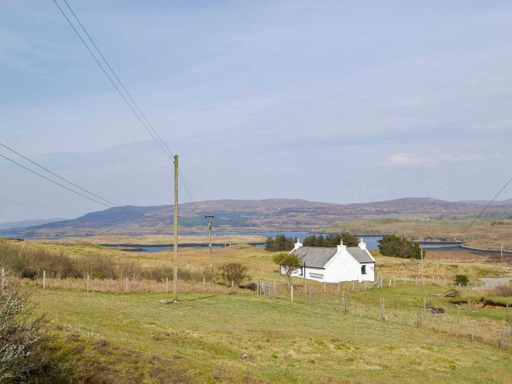 Stag Cottage Skinidin Bagian luar foto